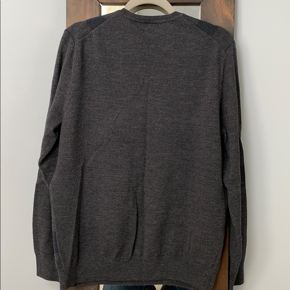 Banana Republic Men’s Sweater - Picture 4 of 4